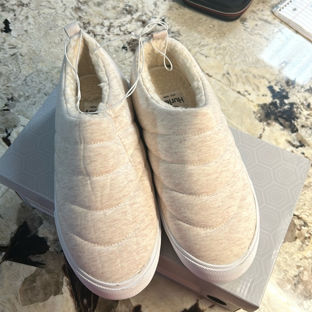 Hurley Arlo Puff